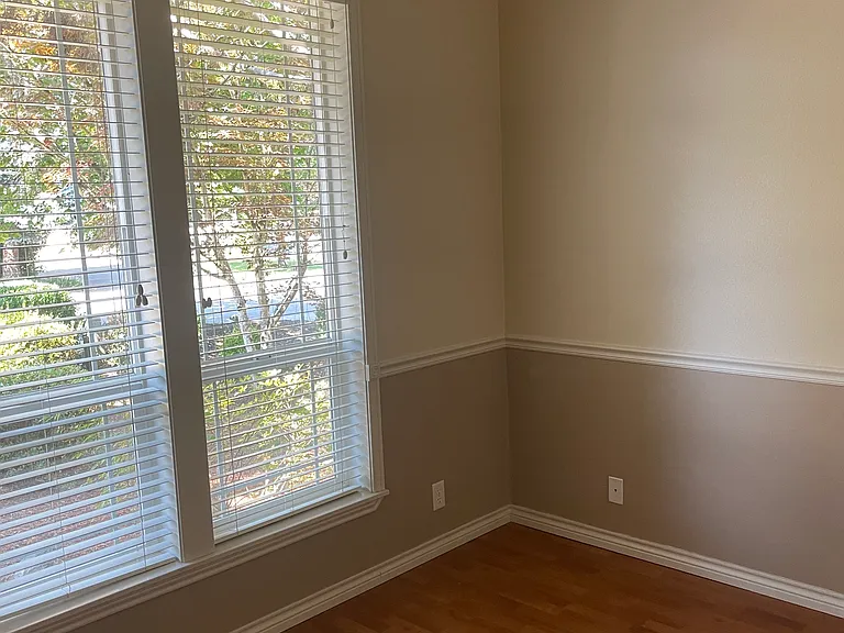 13432 NW Hartford St — Photo 16