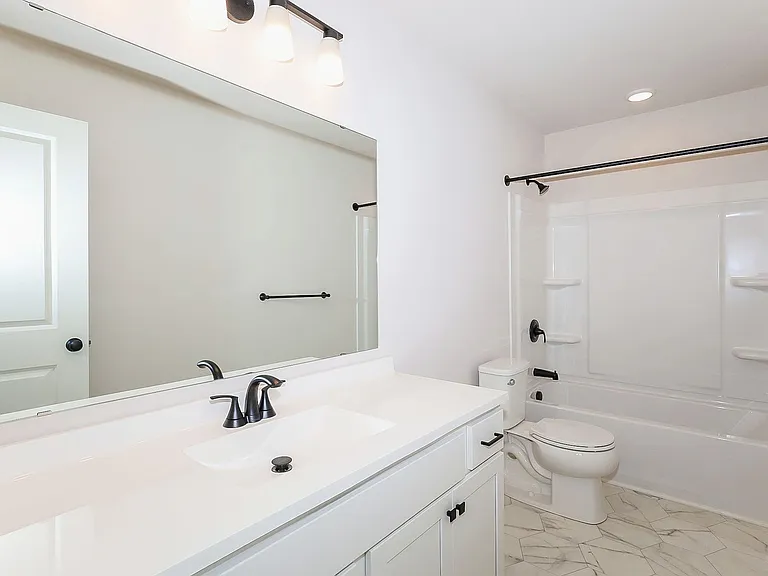 356 N Sherman St — Photo 25