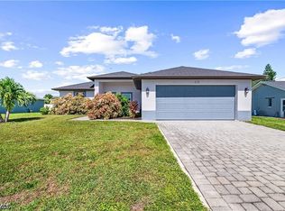 632 NE 2nd Ave, Cape Coral, FL 33909