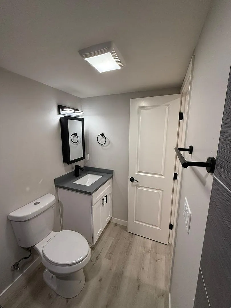 4368 Wilson Avenue — Photo 4
