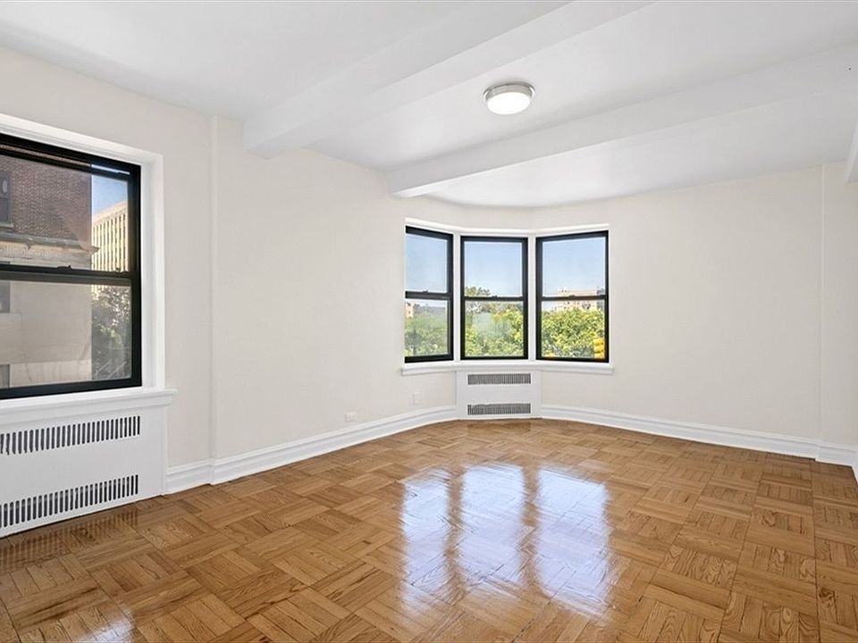 2nd image of 910 Grand Concourse APT 3A