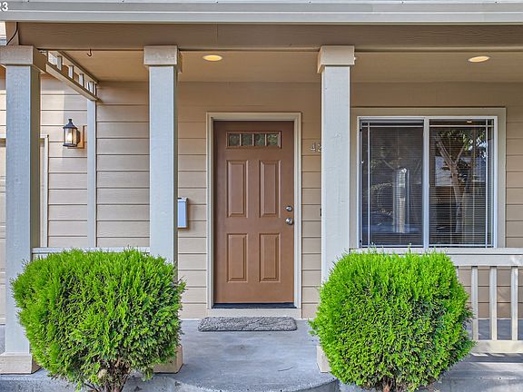 3rd image of 4207 SE 90th Ave