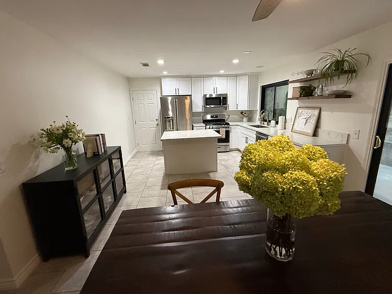 1031 Deerhaven Dr — Photo 7