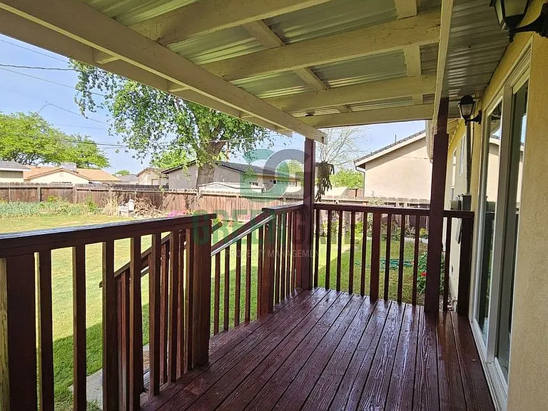 115 E Emerson Ave — Photo 32