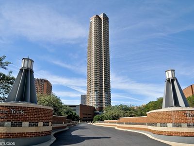 3660 N Lake Shore Dr APT 4511, Chicago, IL, 60613