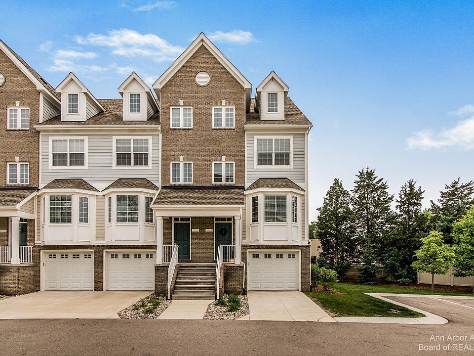 2562 W Towne St, Ann Arbor, MI 48103 | Zillow