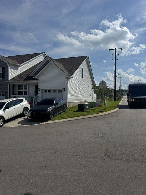 1st image of 628 Hamilton Crossings Lot 13