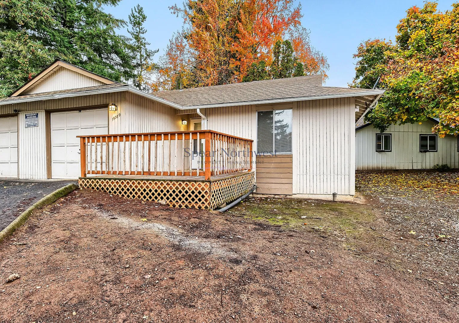 Updated Single-Level 2 Bedroom | 2 Full Bathrooms | Attached Garage - East Tualatin — Photo 1