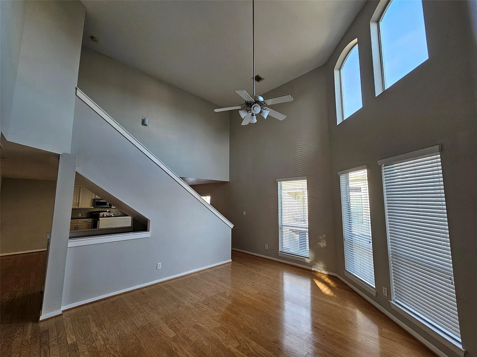 2 bed, 2.0 bath, 1714 sqft, $2,500 — Photo 3