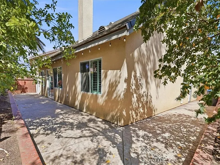 24939 Coral Canyon Rd — Photo 42