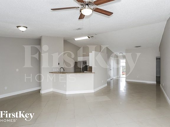 4th image of 12324 SW 198th St