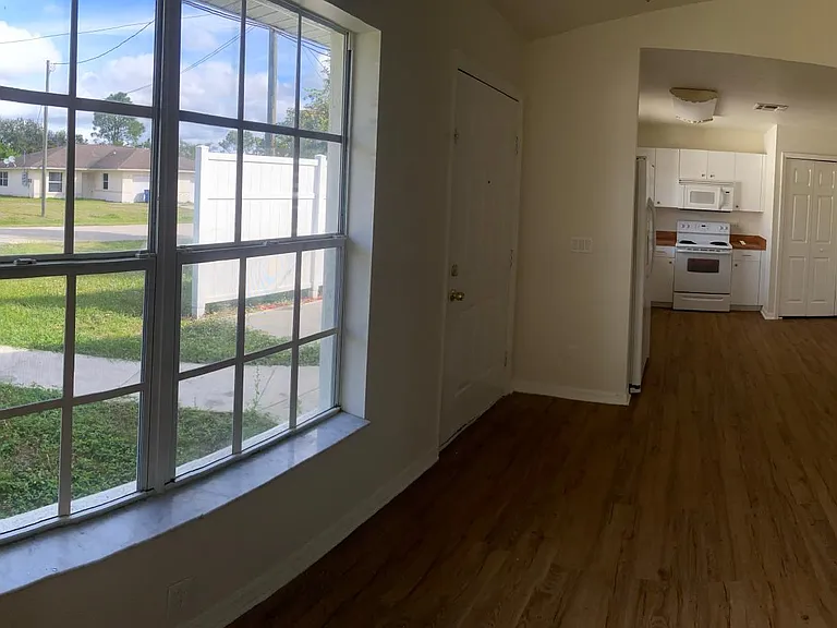 4605 28th St SW — Photo 20