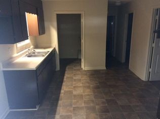 1058 Woolfolk St, Macon, GA 31217