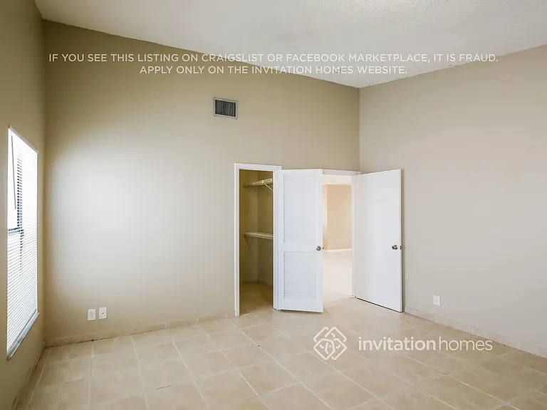 2301 NW 102nd Way — Photo 11