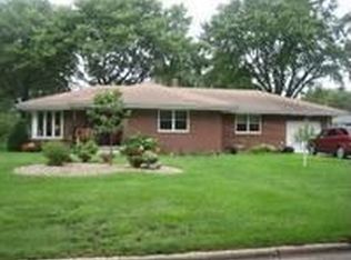 1323 Briarwood Dr, Albert Lea, MN 56007