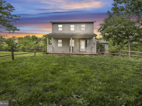 284 Fuhrman Dr, Halifax, PA 17032