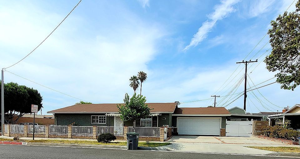 1st image of 305 E Clarion Dr