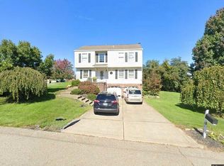 2017 S Trillium Dr, Aliquippa, PA 15001