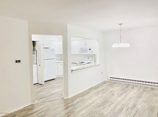 31 Lexington Ct, Red Bank, NJ 07701