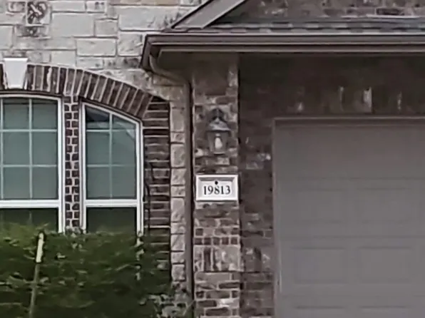 19813 Isle Of Glass St, Pflugerville, TX 78660