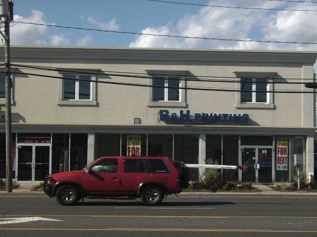 2nd image of 4410 Austin Blvd