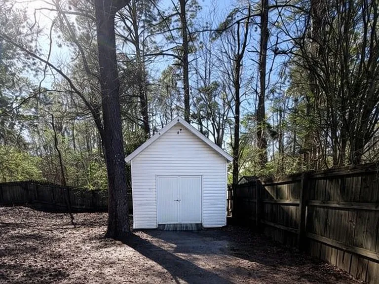 200 Chipper St — Photo 25