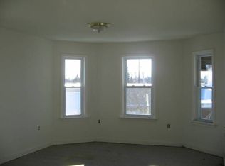 21 Marion Ave APT 2, Worcester, MA 01604
