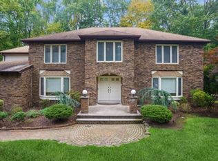 35 Black Birch Dr, Randolph, NJ 07869