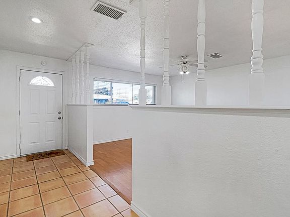3rd image of 1012 Tarleton St