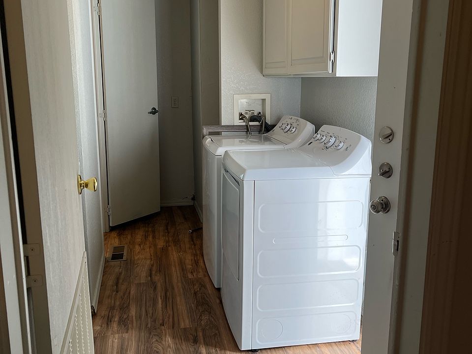 1st image of 5245 E Crystal Ln