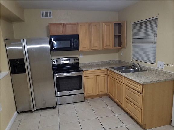 3rd image of 4213 S Nashville Ave