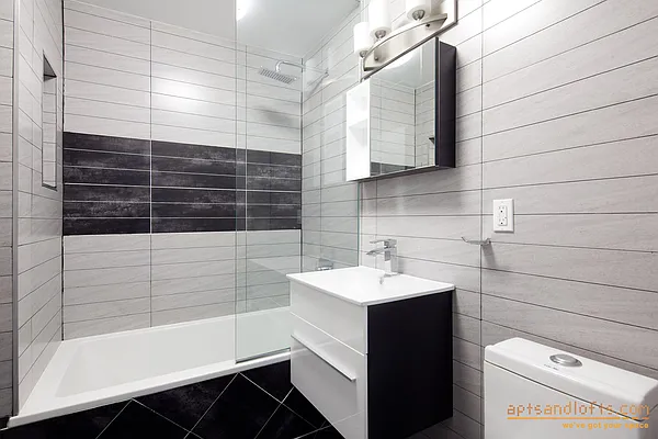 Sold by aptsandlofts.com | media 9