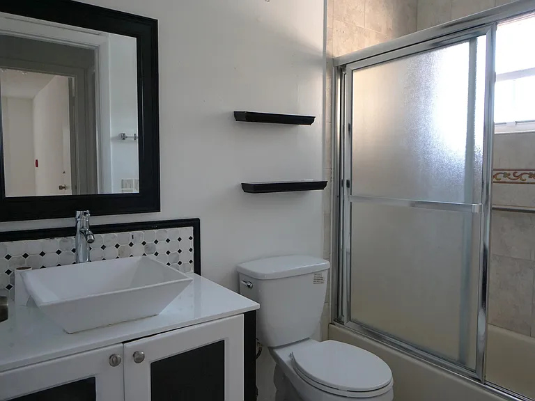 18011 SW 139th Ct — Photo 14