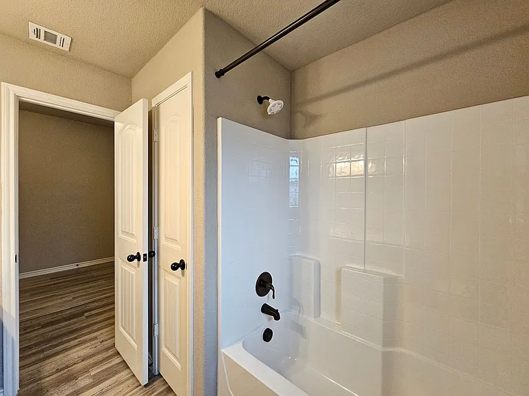 6811 Keechi Valley Dr — Photo 21