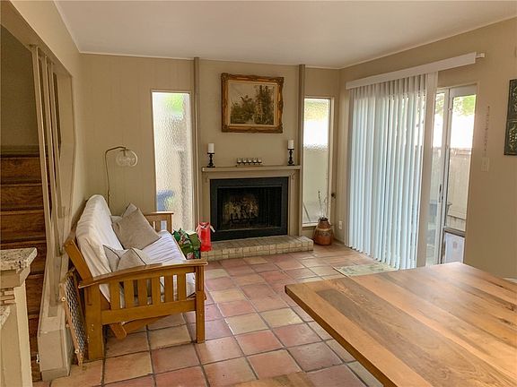 4th image of 8807 Dawnridge Cir APT 103