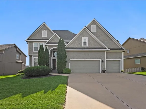 4403 Silverheel St, Shawnee, KS 66226