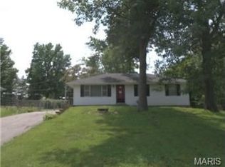 1544 Maple Ln, Ballwin, MO 63011