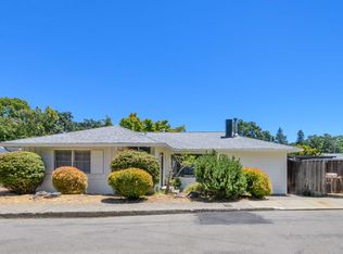 2 Muriel Pl, Fairfax, CA 94930