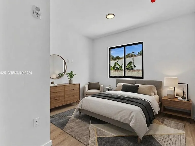 753 NW 30th St #3 — Photo 12