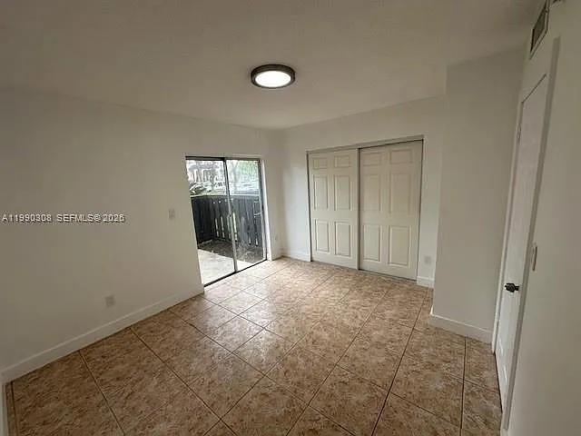 10776 N Kendall Dr #F17 — Photo 9