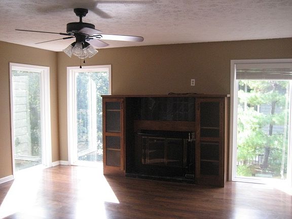 3rd image of 9613 S Harbour Pointe Dr #64