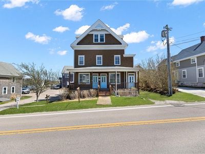 27 High St #4, Block Island, RI, 02807