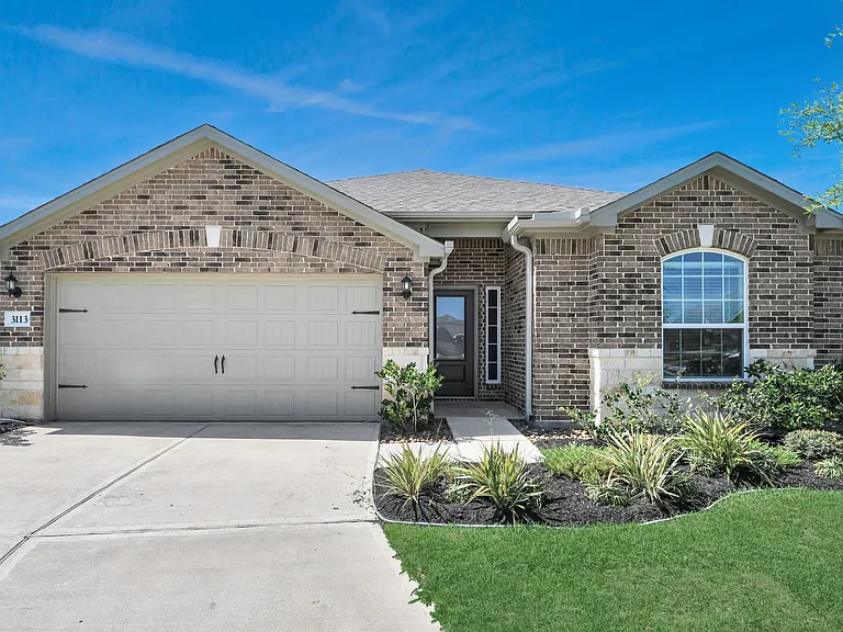3113 Foresail Ln — Photo 1