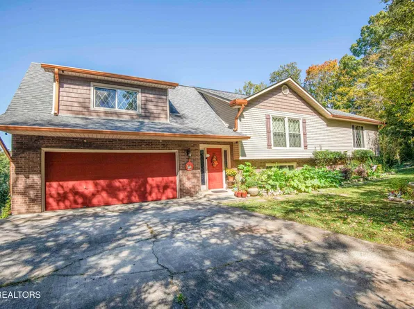 155 Lakeview Cir, Clinton, TN 37716