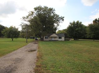 7154 S Mooresville Rd, Indianapolis, IN 46221