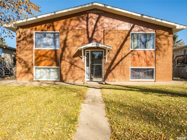574 26th Street E, Prince Albert, SK S6V 1V5