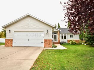 2508 38 1/2 Ave S, Fargo, ND 58104