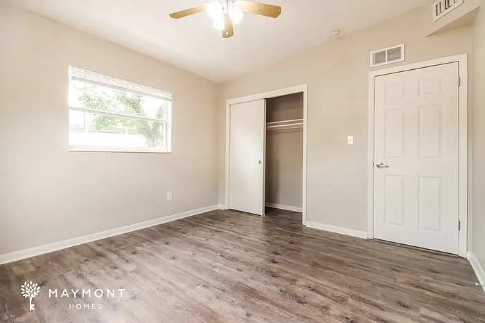 1313 Tuscola St — Photo 10