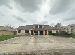 7550 Oak Chas #3, San Antonio, TX 78239