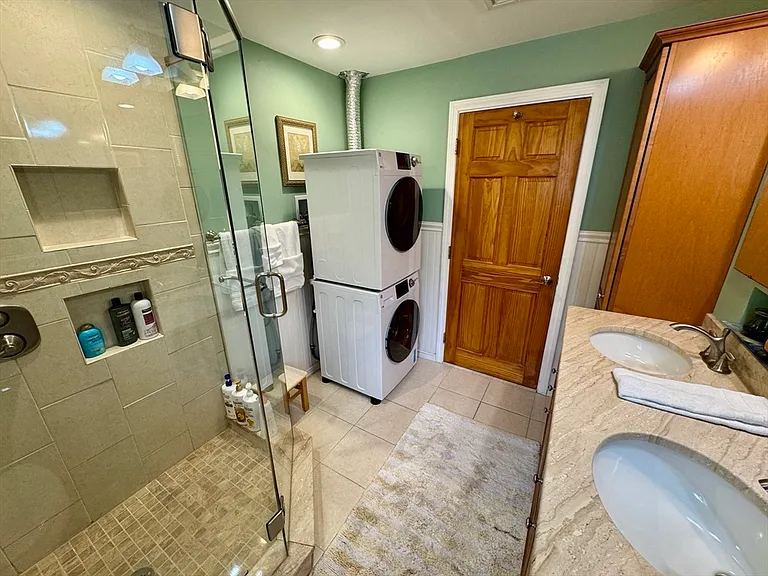 328 Blue Hill Ave #SF — Photo 19